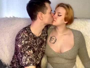 Julielourens Chaturbate stream image from April 30, 2025