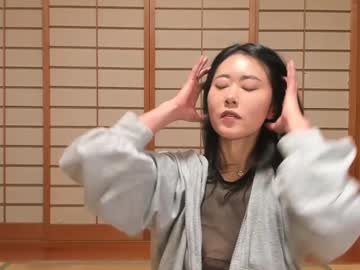 Maybenanako Chaturbate stream image from April 30, 2025