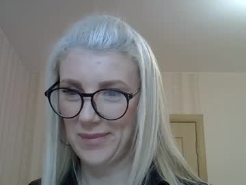 Carry_341 Chaturbate stream image from April 30, 2025