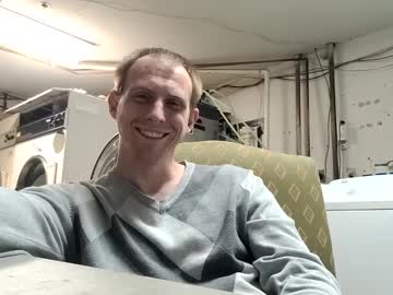 Adhdredhead Chaturbate stream image from April 30, 2025