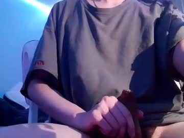 Coldfiles Chaturbate stream image from April 30, 2025