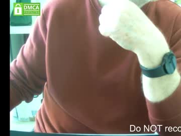 Obedient64 Chaturbate stream image from April 30, 2025