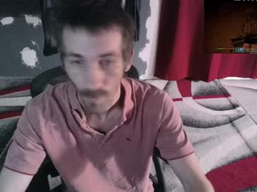 L1v1nth3dr3am Chaturbate stream image from April 30, 2025