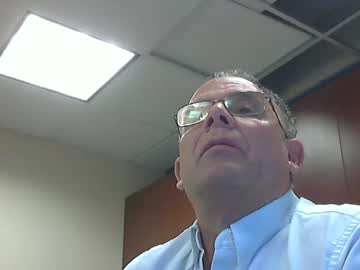 Twopeopleinlove Chaturbate stream image from April 30, 2025
