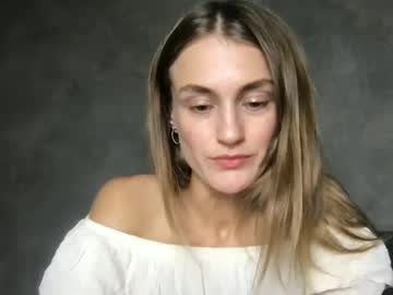 Eva_Minervaaa Chaturbate stream image from April 30, 2025