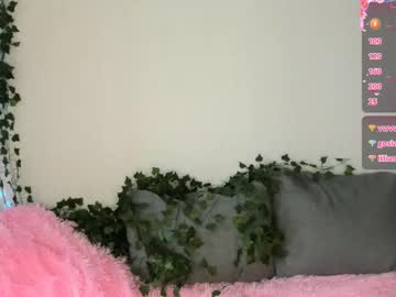 Lili_Milli Chaturbate stream image from April 30, 2025