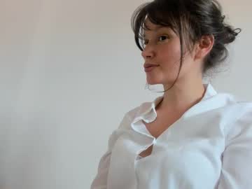 Lovelyvictoria Chaturbate stream image from April 30, 2025