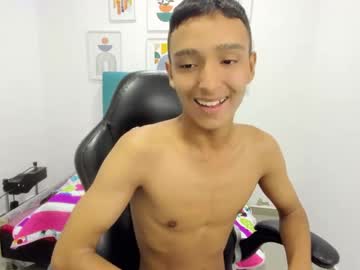 Santi19_ Chaturbate stream image from April 30, 2025