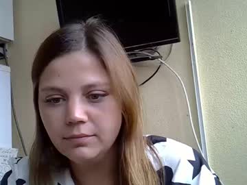 Sweetangelstar Chaturbate stream image from April 30, 2025