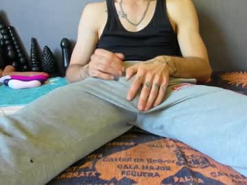 Hotloverboy96 Chaturbate stream image from April 30, 2025