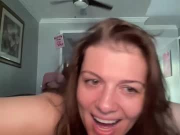 Aprylmae Chaturbate stream image from April 30, 2025