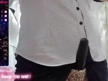 Chrystine_Glam Chaturbate stream image from April 30, 2025