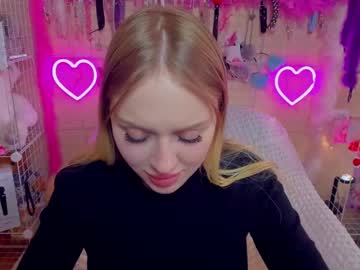 Indykally Chaturbate stream image from April 30, 2025