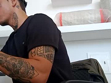 Josekingleo Chaturbate stream image from April 30, 2025