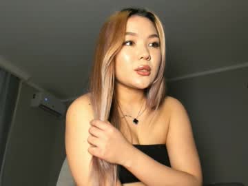 Makota_Ray Chaturbate stream image from April 30, 2025