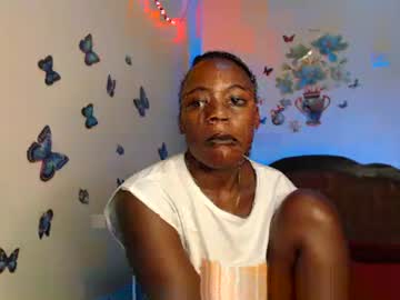 Noirvixen Chaturbate stream image from April 30, 2025