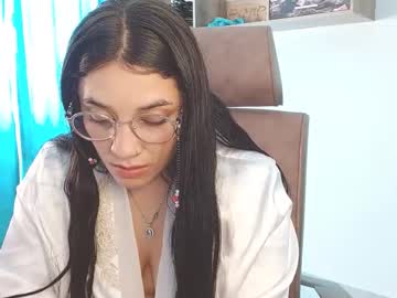 Karlie_Kloy stream image from April 30, 2025