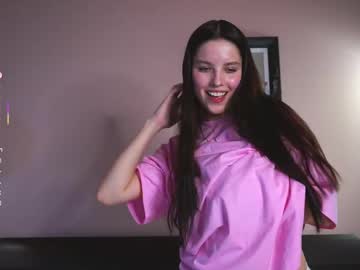 Lynnfinnell Chaturbate stream image from April 30, 2025
