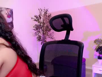 Hillary_Greene Chaturbate stream image from April 30, 2025