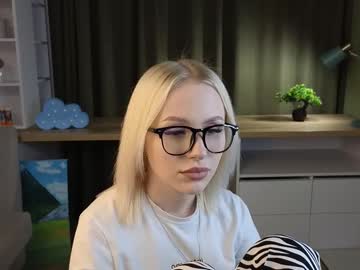 Odettedunnuck Chaturbate stream image from April 30, 2025