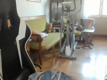 Luckydrakex Chaturbate stream image from April 30, 2025