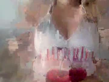 Quest4you2525 Chaturbate stream image from April 30, 2025