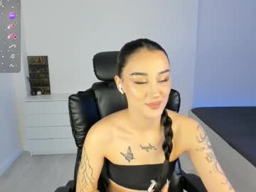 Ariana_Bambii Chaturbate stream image from April 30, 2025