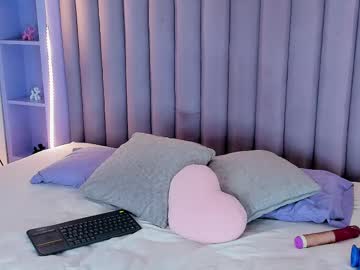Belamiller Chaturbate stream image from April 30, 2025