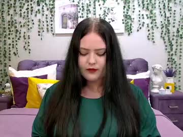 Mollymolligans Chaturbate stream image from April 30, 2025