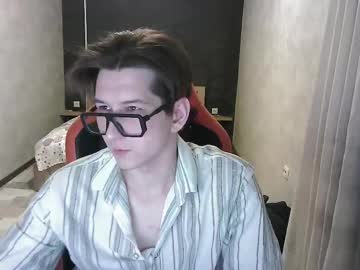 Nyxwhisper Chaturbate stream image from April 30, 2025