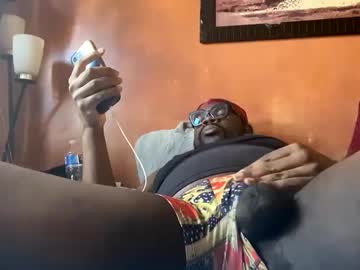 Virgoincredible25 Chaturbate stream image from April 30, 2025