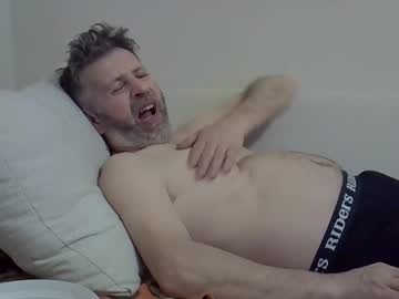 Bluehot59 Chaturbate stream image from April 30, 2025
