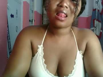 Prettie_Becky Chaturbate stream image from April 30, 2025