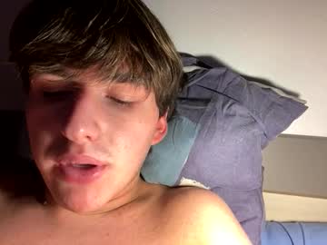 Slipter44 Chaturbate stream image from April 30, 2025