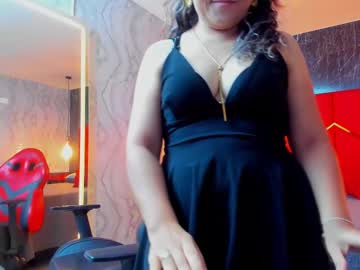 Wildluna_ Chaturbate stream image from April 30, 2025