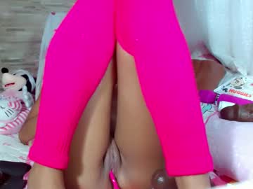Kitty_Lorry Chaturbate stream image from April 30, 2025