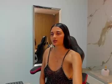 Madisoncruz1 Chaturbate stream image from April 30, 2025