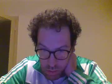 Smokered100s Chaturbate stream image from April 30, 2025