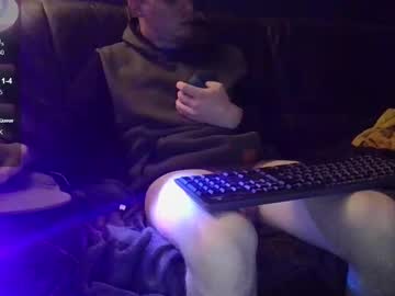 Crodie Chaturbate stream image from May 01, 2025