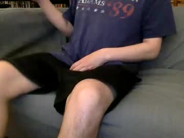 Edmundfitz75 Chaturbate stream image from May 01, 2025
