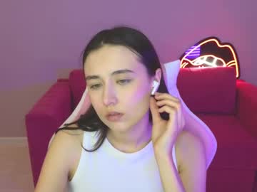 Cutieandrea18 Chaturbate stream image from May 01, 2025