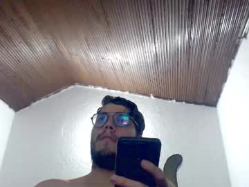 Felipecalderon27 Chaturbate stream image from May 01, 2025