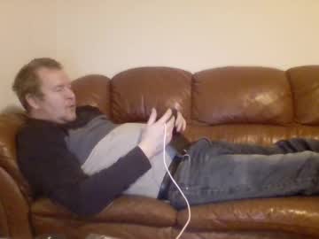 Redlols Chaturbate stream image from May 01, 2025