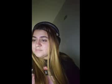 Amberhazexx Chaturbate stream image from May 01, 2025