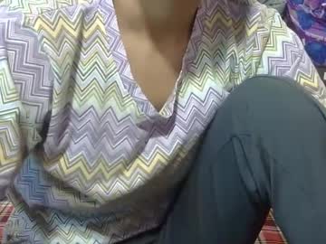 Bustynoor2 Chaturbate stream image from May 01, 2025