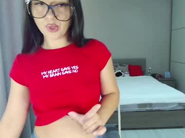 Kristall_Xxx Chaturbate stream image from May 01, 2025