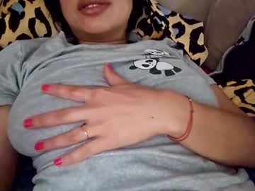 Gina_Lvs_Cum Chaturbate stream image from May 01, 2025