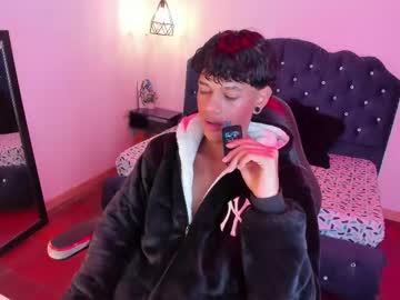 Hailey_Blooom_ Chaturbate stream image from May 01, 2025