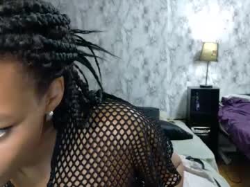 Liyahlexi Chaturbate stream image from May 01, 2025