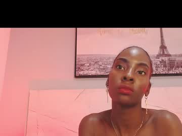 Annyfiore Chaturbate stream image from May 01, 2025